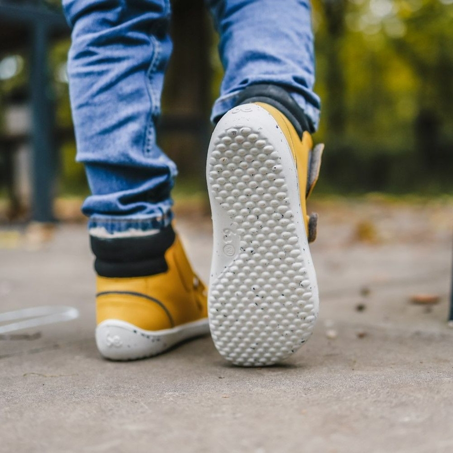 Chaussures pieds nus pour enfants à la cheville Be Lenka Panda, jaune