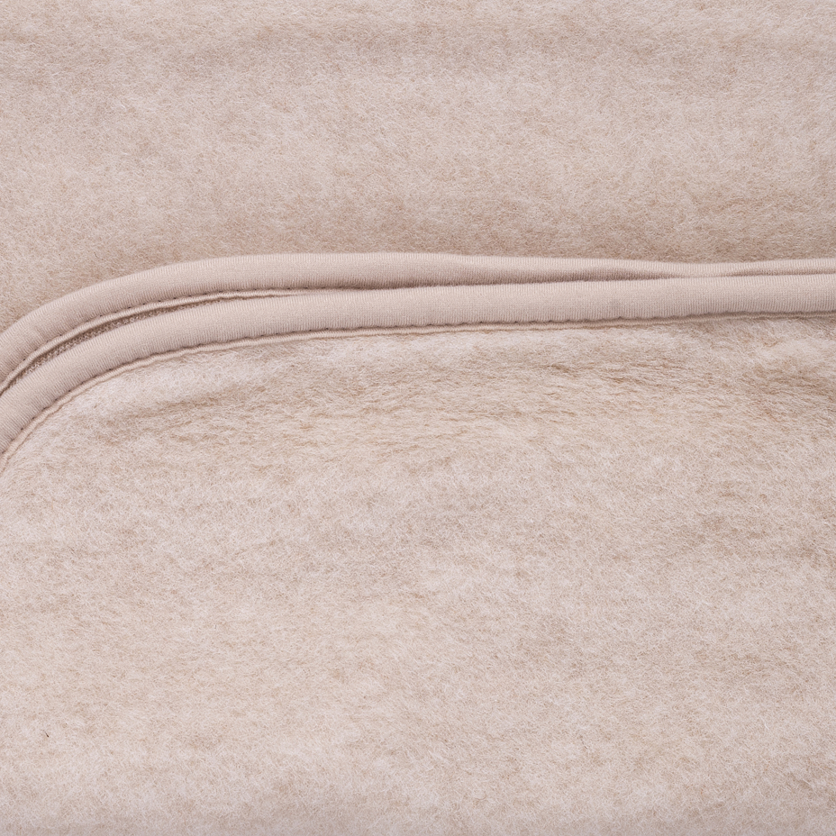Drap bébé en laine de mouton beige