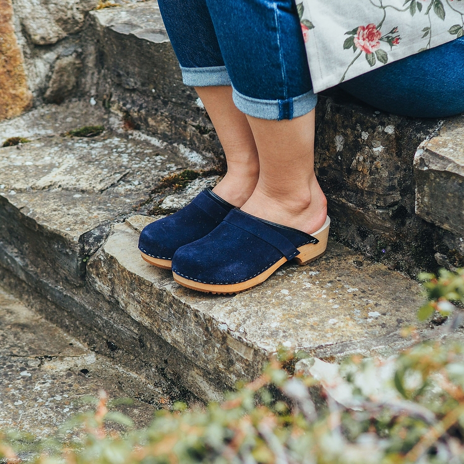 Sabots anatomiques pour femmes en cuir brossé, bleu