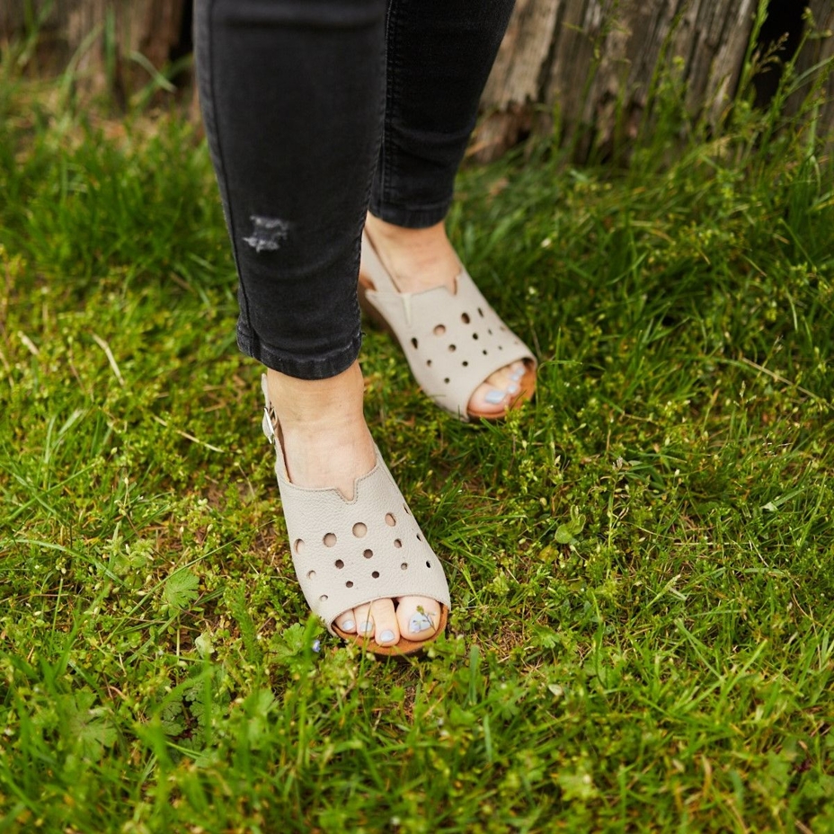 Sandales compensées  en cuir à talons pour femmes « Valerie » beige