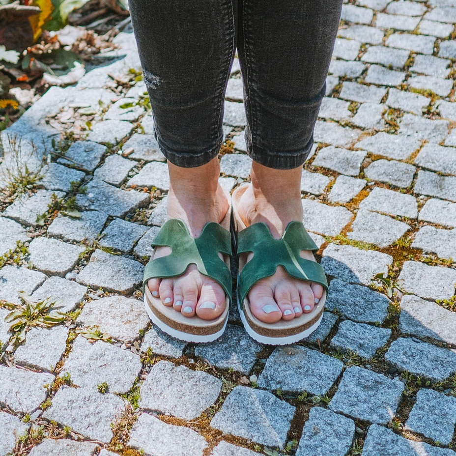 Claquettes anatomiques en liège pour femmes Zora, vert modèle 2024