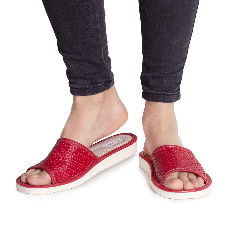 Pantoufles d'été pour femmes en cuir sans bout, rouge